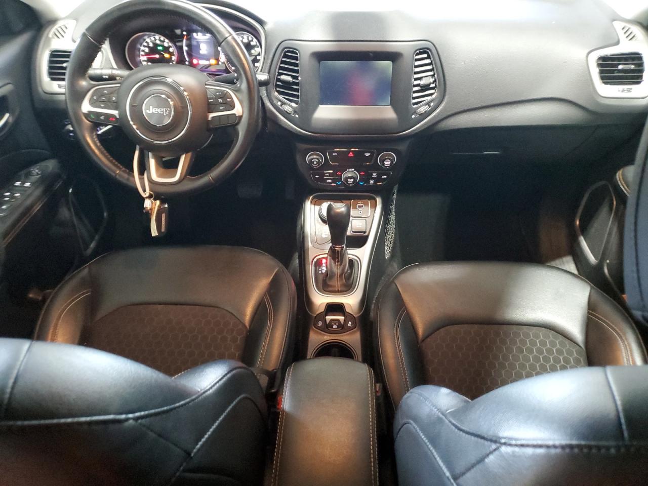 2020 Jeep Compass - Image 8