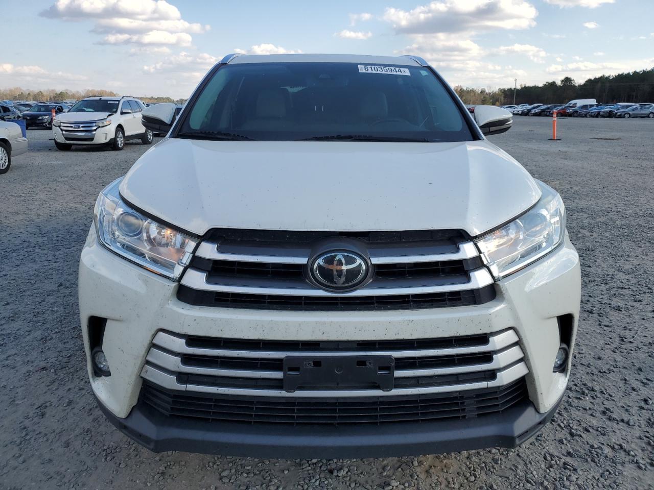 2019 Toyota Highlander - Image 5