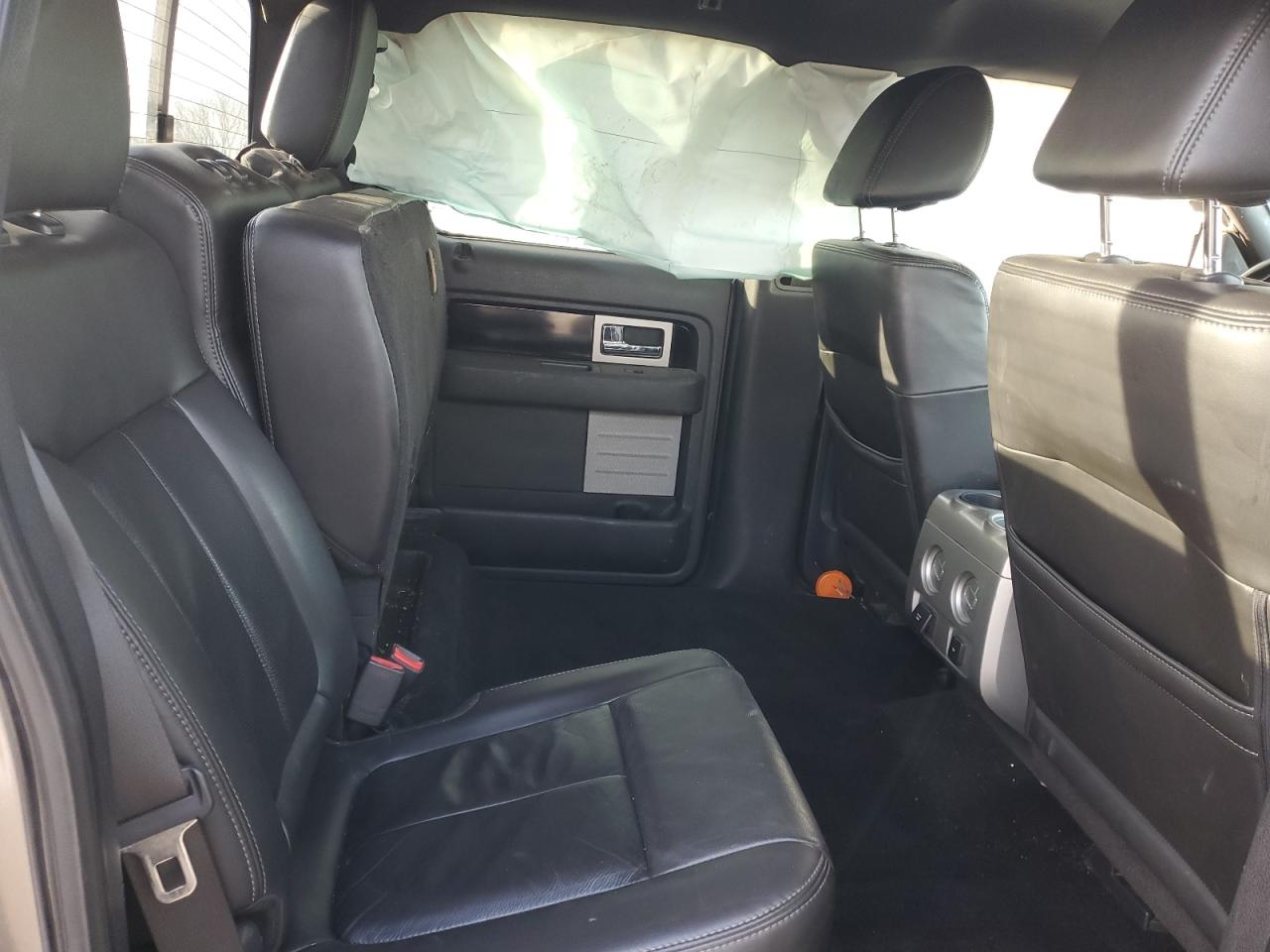 2011 Ford F-150 - Image 10