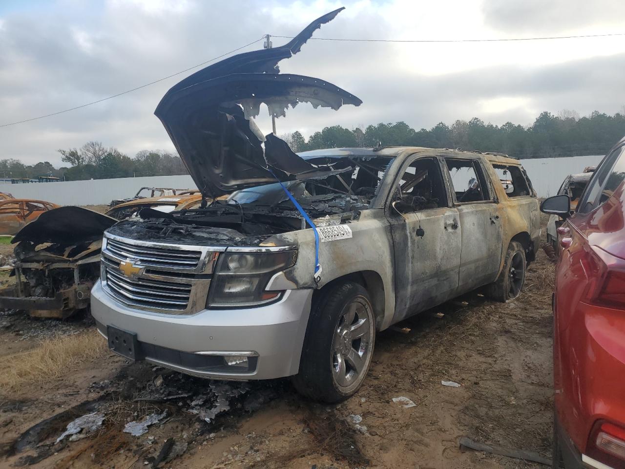 2015 Chevrolet Suburban C1500 Ltz for Sale in Shreveport, LA - Burn