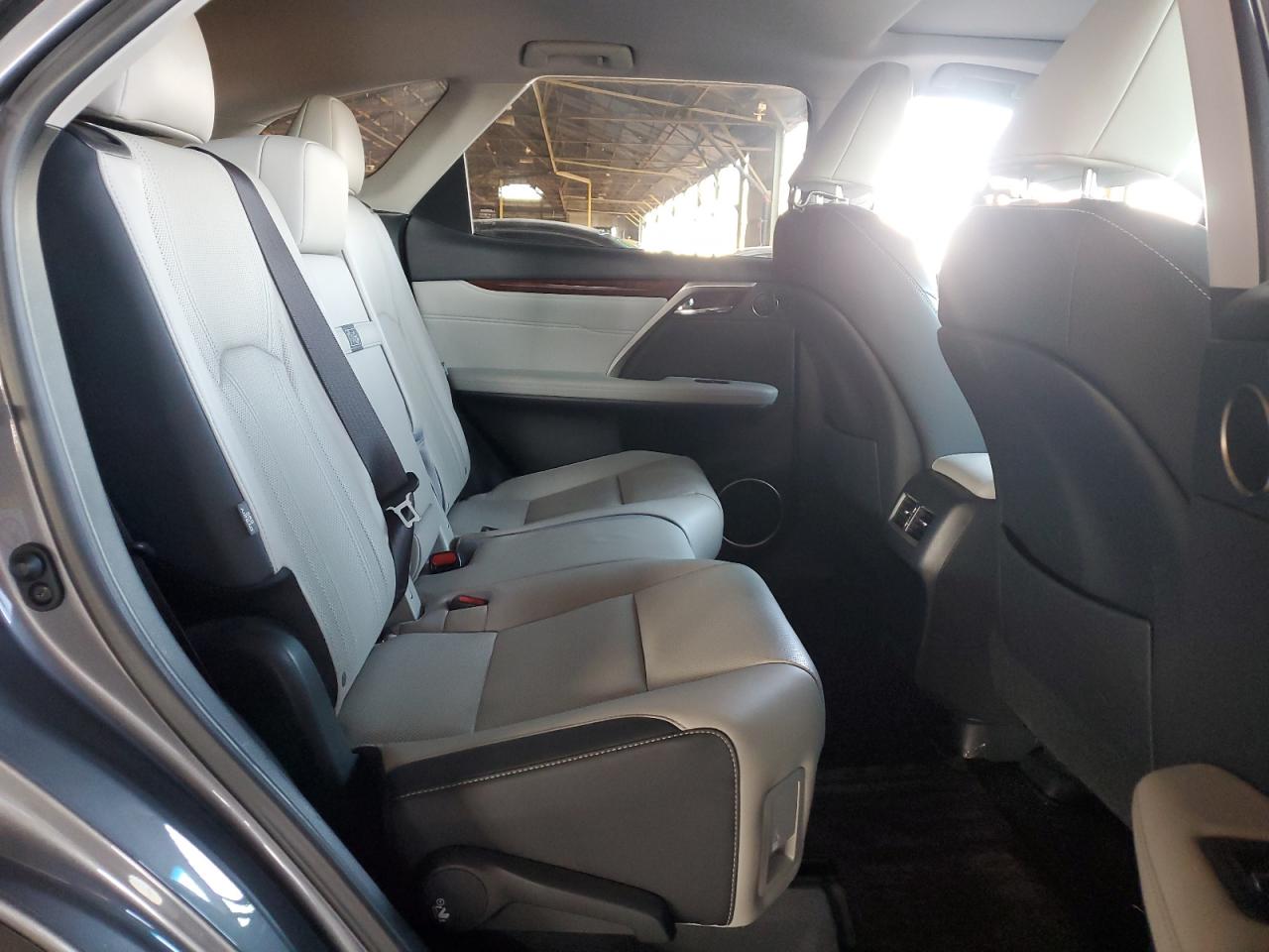 2018 Lexus RX - Image 11