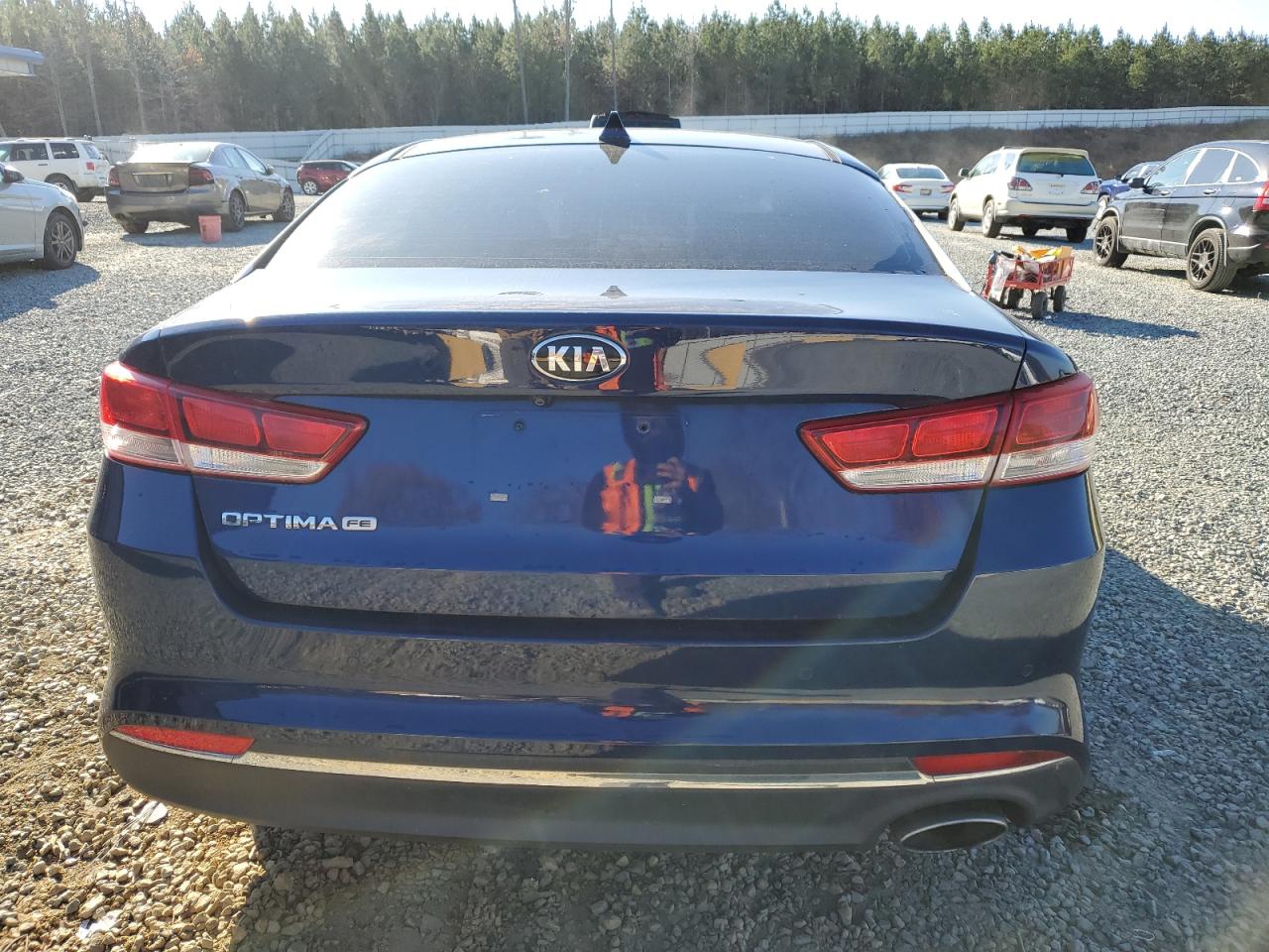 VIN 5XXGT4L32JG226141 2018 KIA OPTIMA no.6