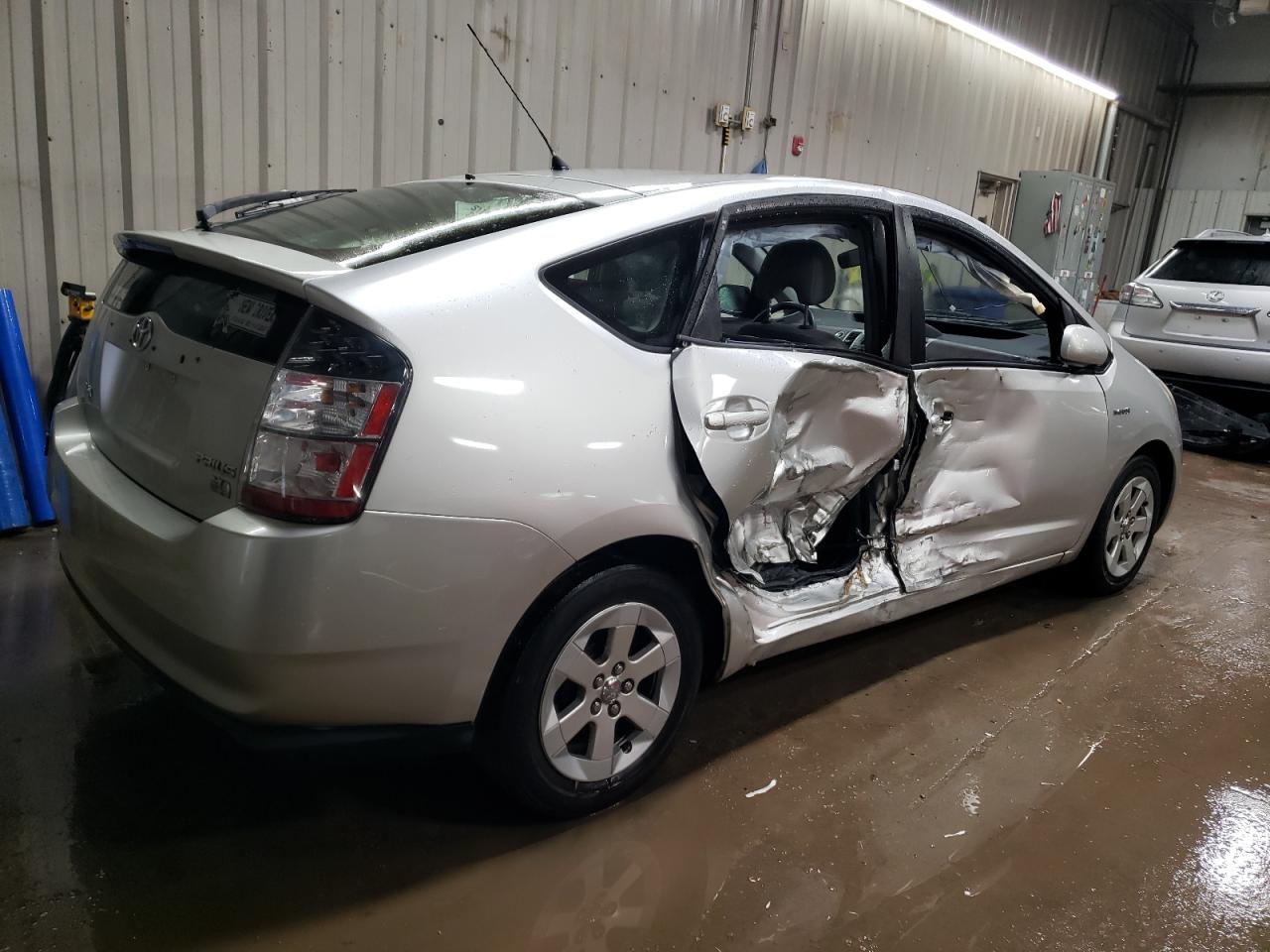 2005 Toyota Prius - Image 3