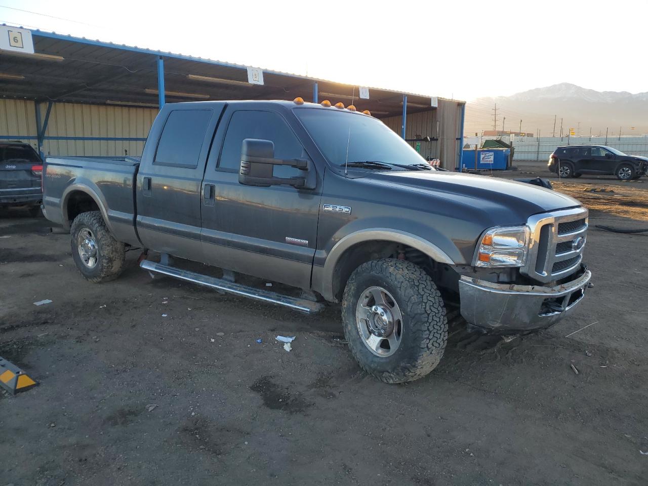 2005 Ford F250 - Image 4