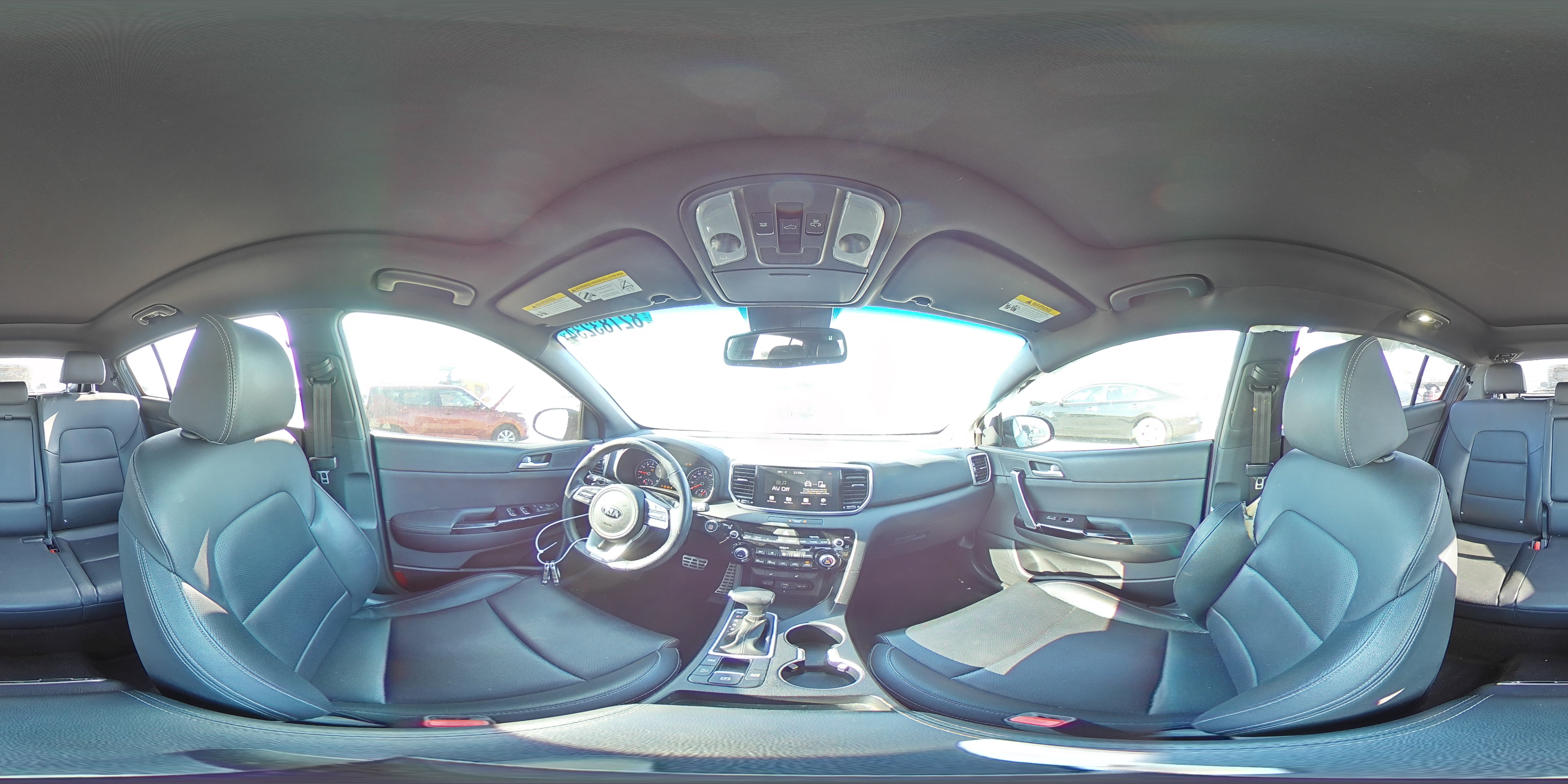 2022 Kia Sportage - Image 13