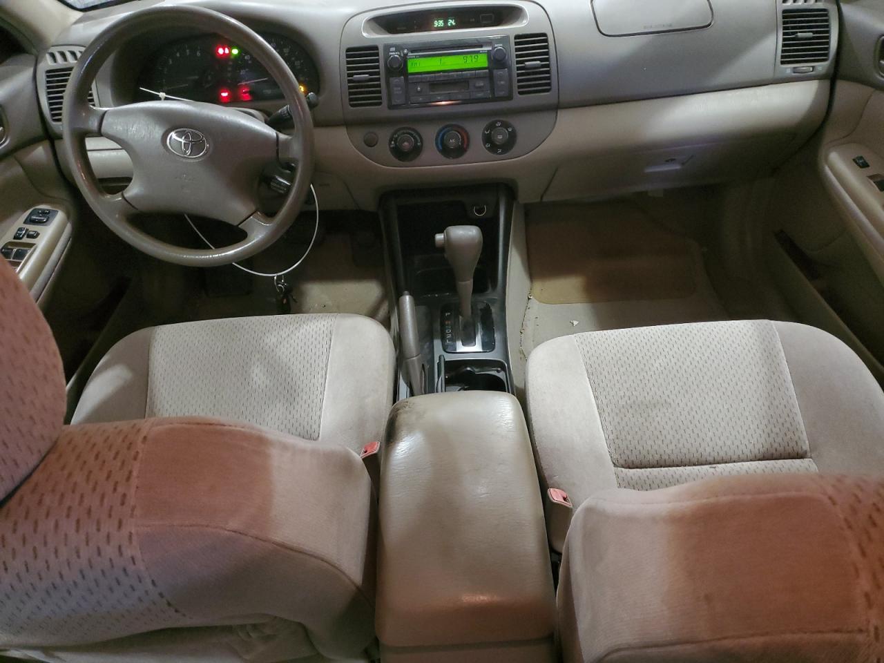 2004 Toyota Camry Le VIN: 4T1BE32K74U837672 Lot: 84669274