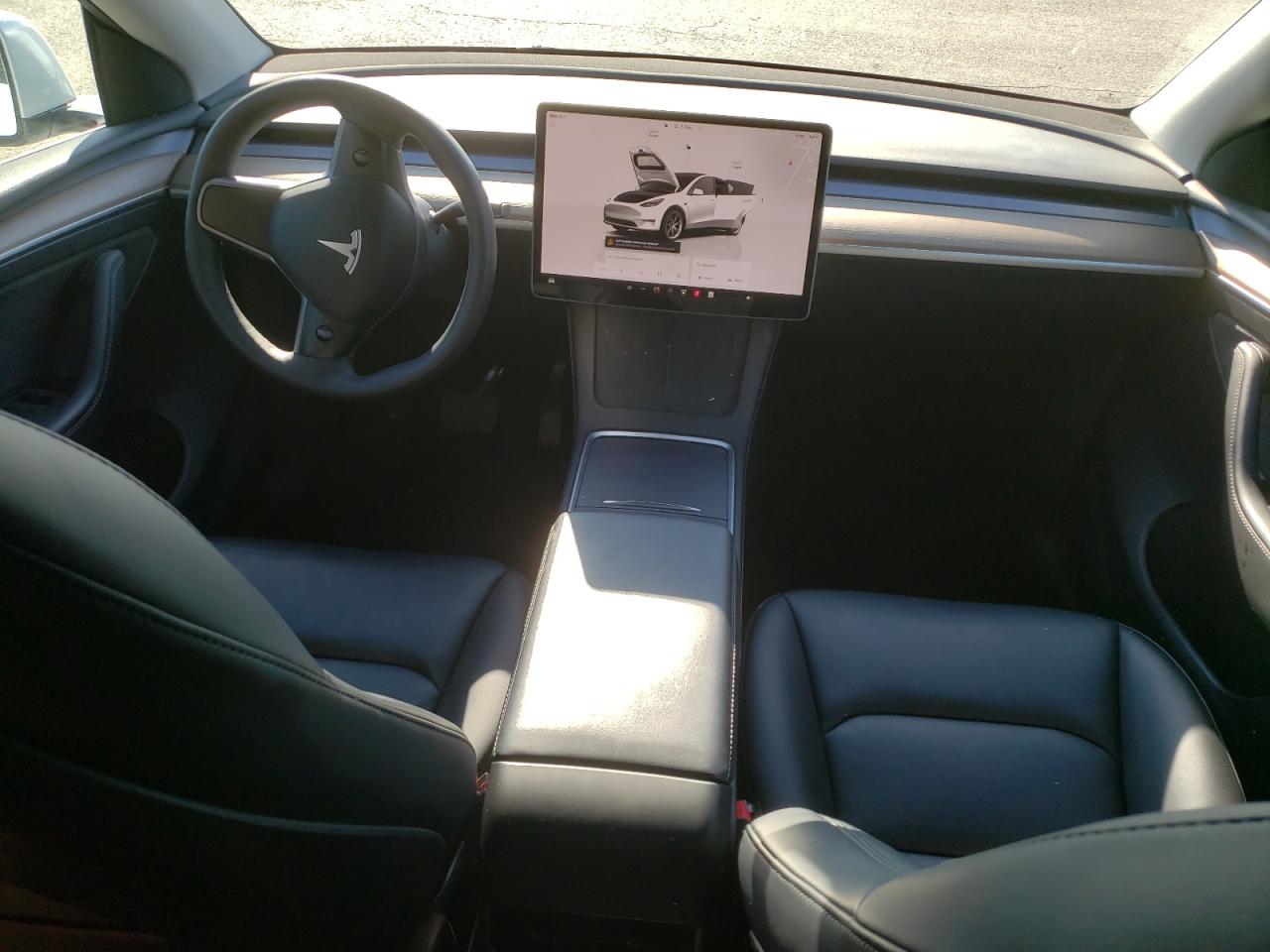 VIN 7SAYGDEEXPF639785 2023 TESLA MODEL Y no.8