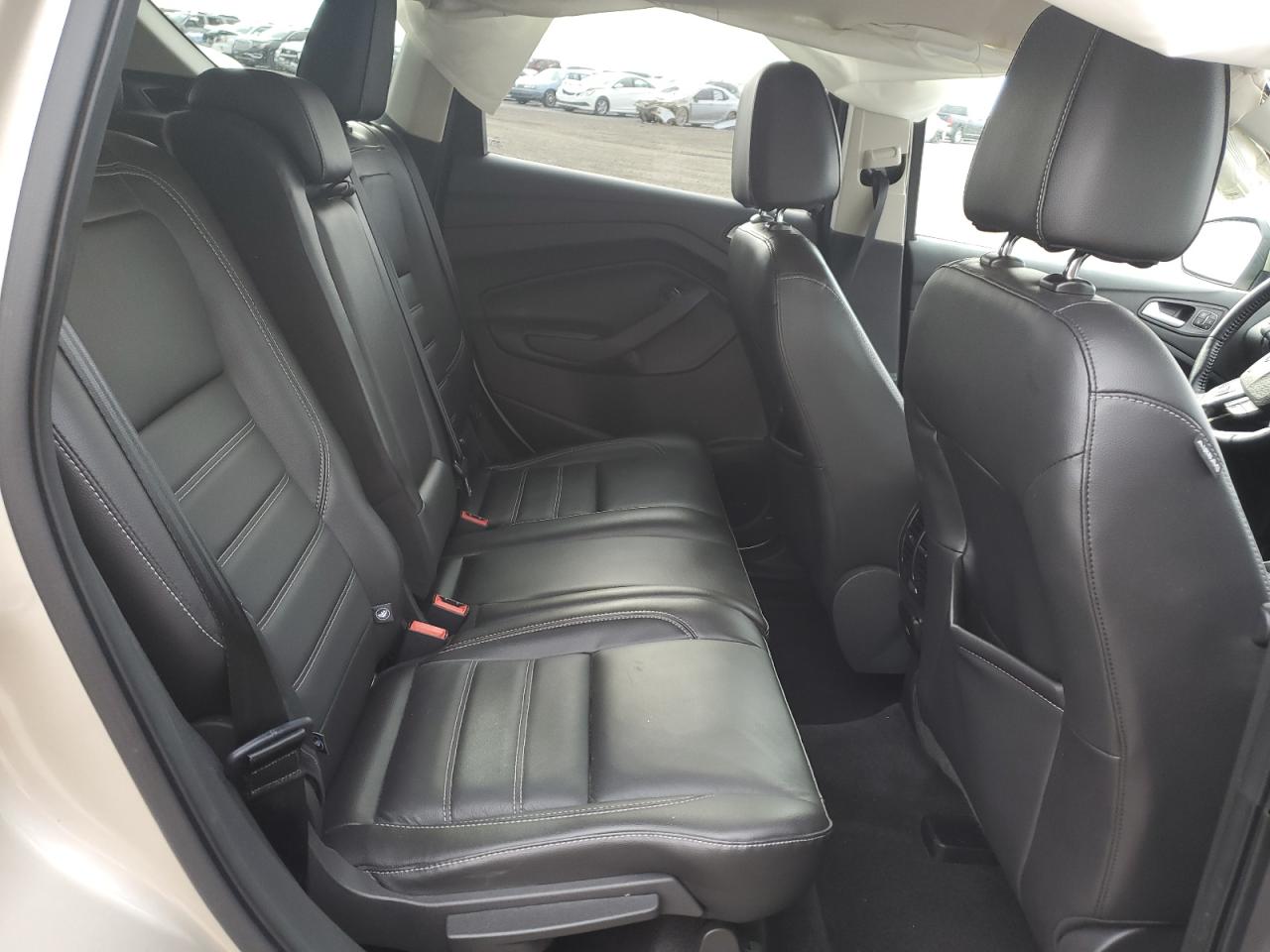 1FMCU0J96HUB23378 FORD ESCAPE 2017