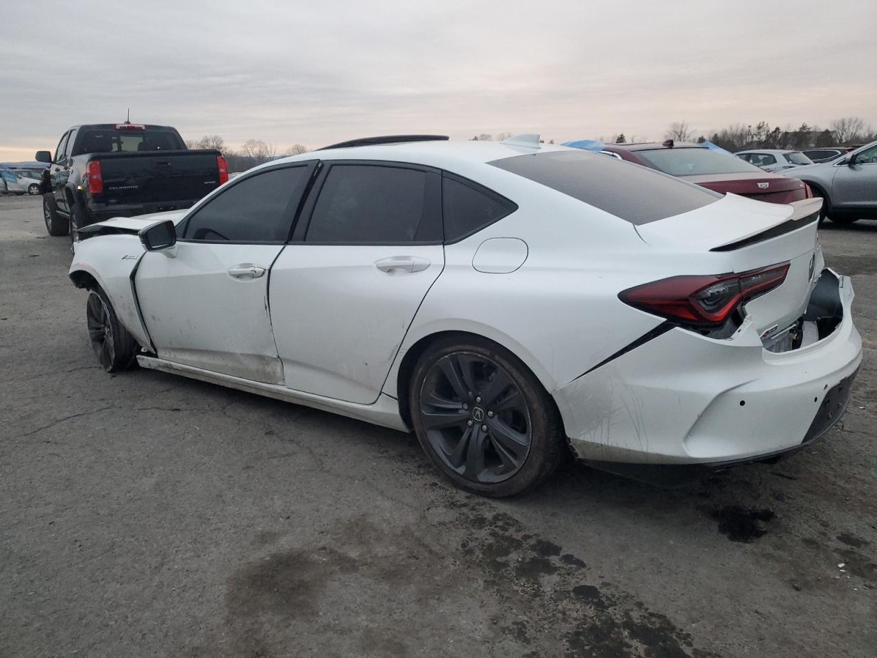 VIN 19UUB6F55PA001135 2023 ACURA TLX no.2