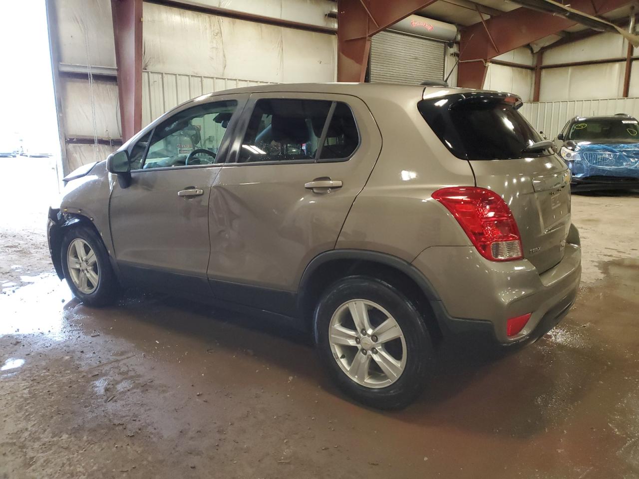 VIN KL7CJKSB5LB332607 2020 CHEVROLET TRAX no.2