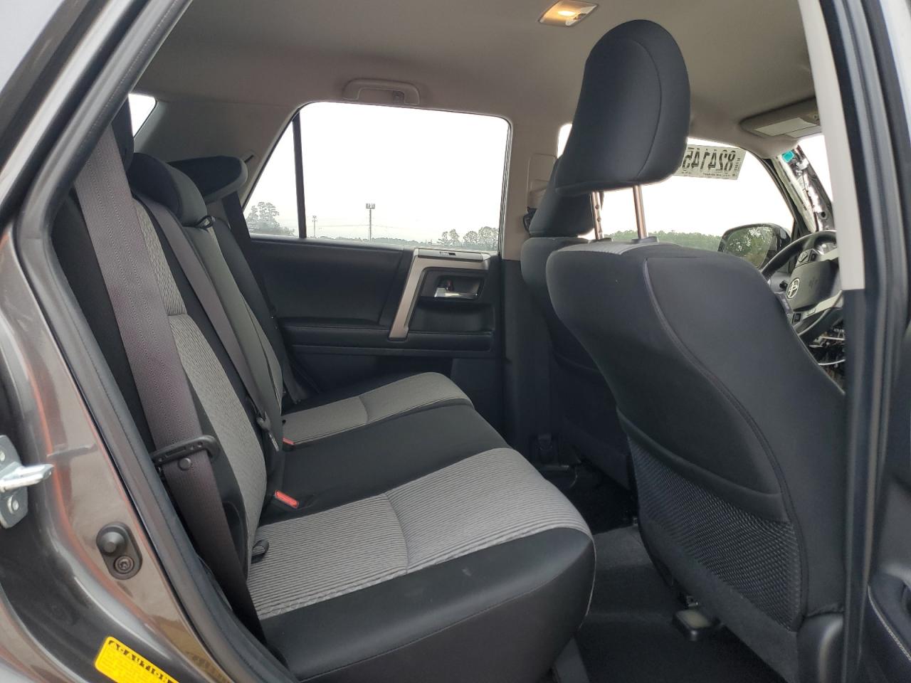 2019 Toyota 4Runner - Image 11