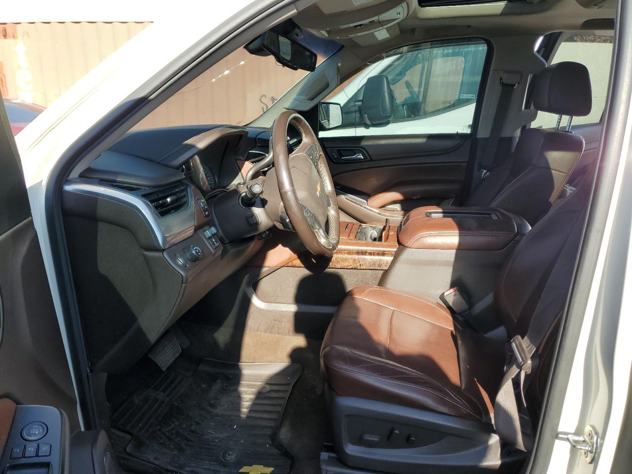 2015 Chevrolet Tahoe C1500 Ltz VIN: 1GNSCCKC8FR516935 Lot: 84697724