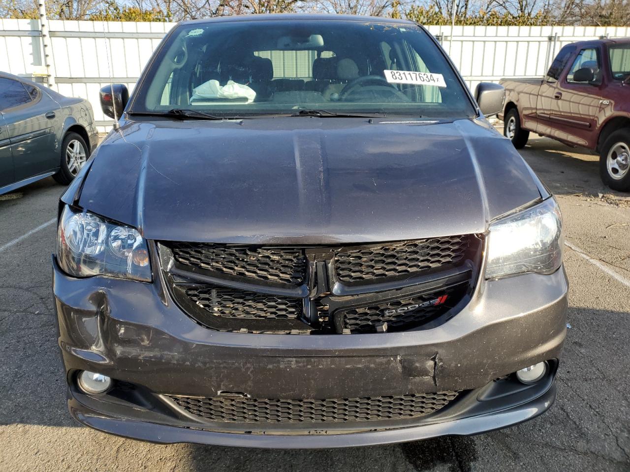 2019 Dodge Caravan - Image 5