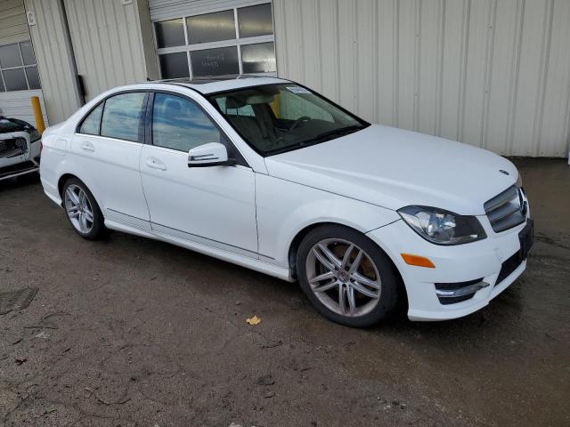  MERCEDES-BENZ C-CLASS 2013 White