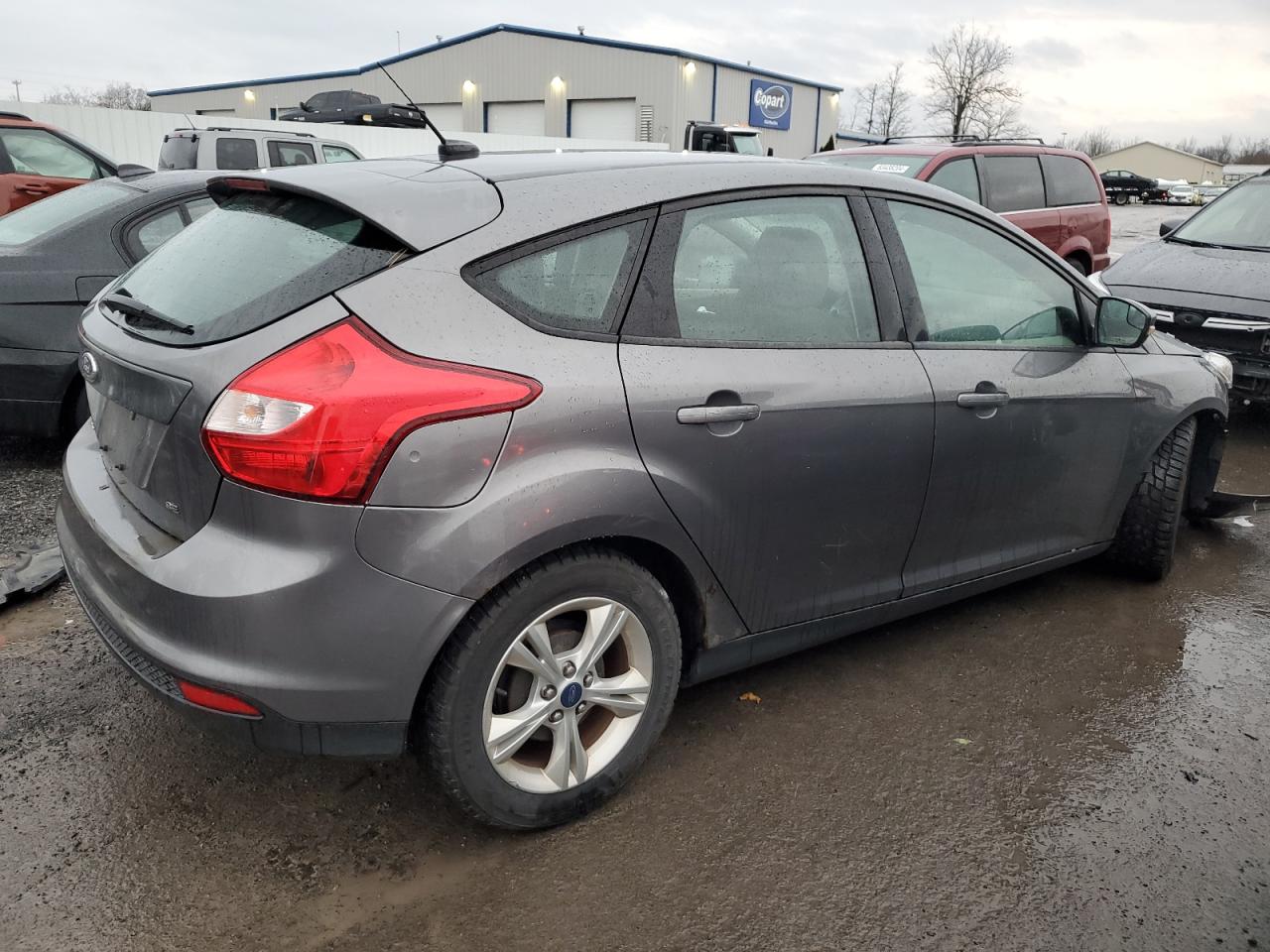 VIN 1FADP3K26DL156163 2013 FORD FOCUS no.3