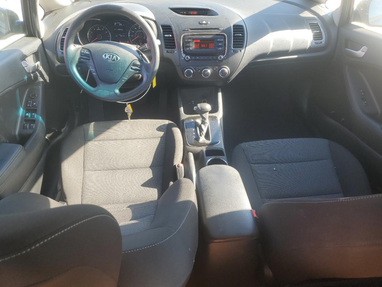 2018 Kia Forte - Image 8