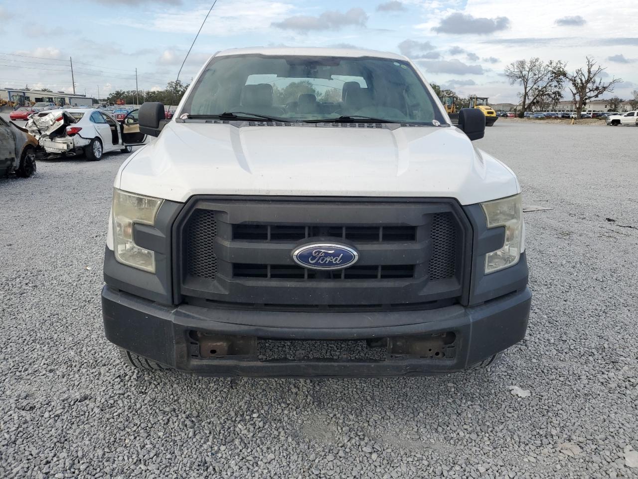 VIN 1FTEW1CF2FFB87452 2015 FORD F-150 no.5