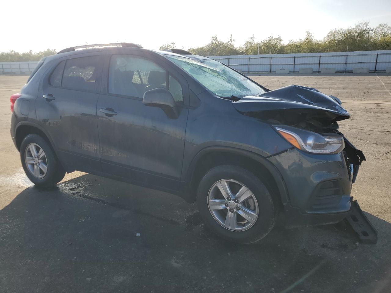 2021 Chevrolet Trax - Image 4