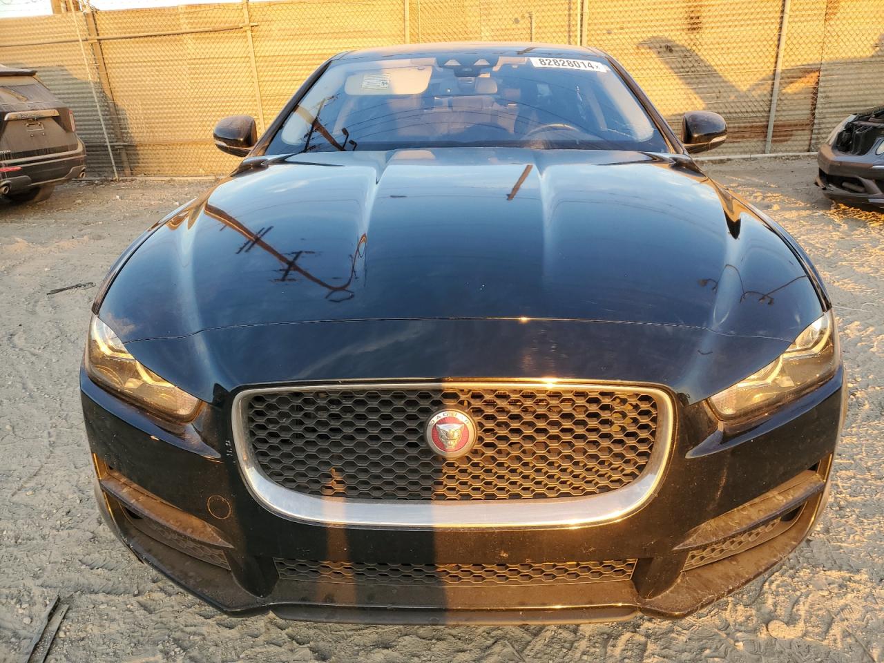 VIN SAJAR4BG9HA975678 2017 JAGUAR XE no.5