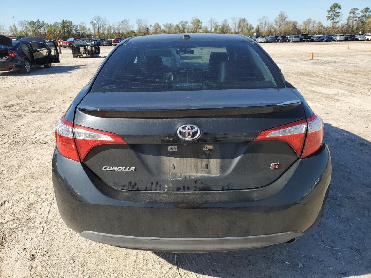 VIN 5YFBURHE4FP208737 2015 TOYOTA COROLLA no.6