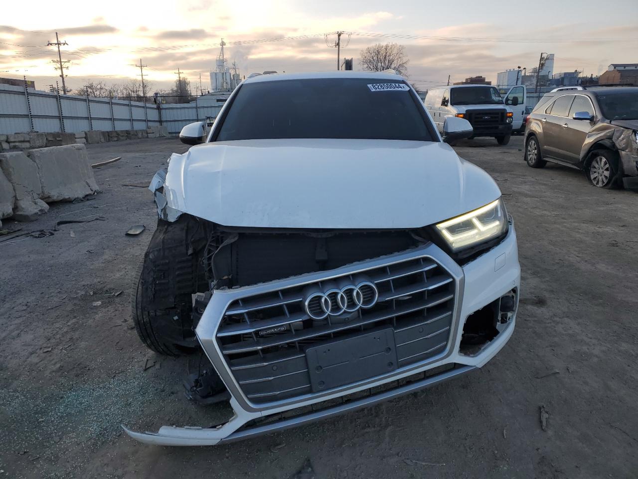 VIN WA1CNAFY0J2170215 2018 AUDI Q5 no.5