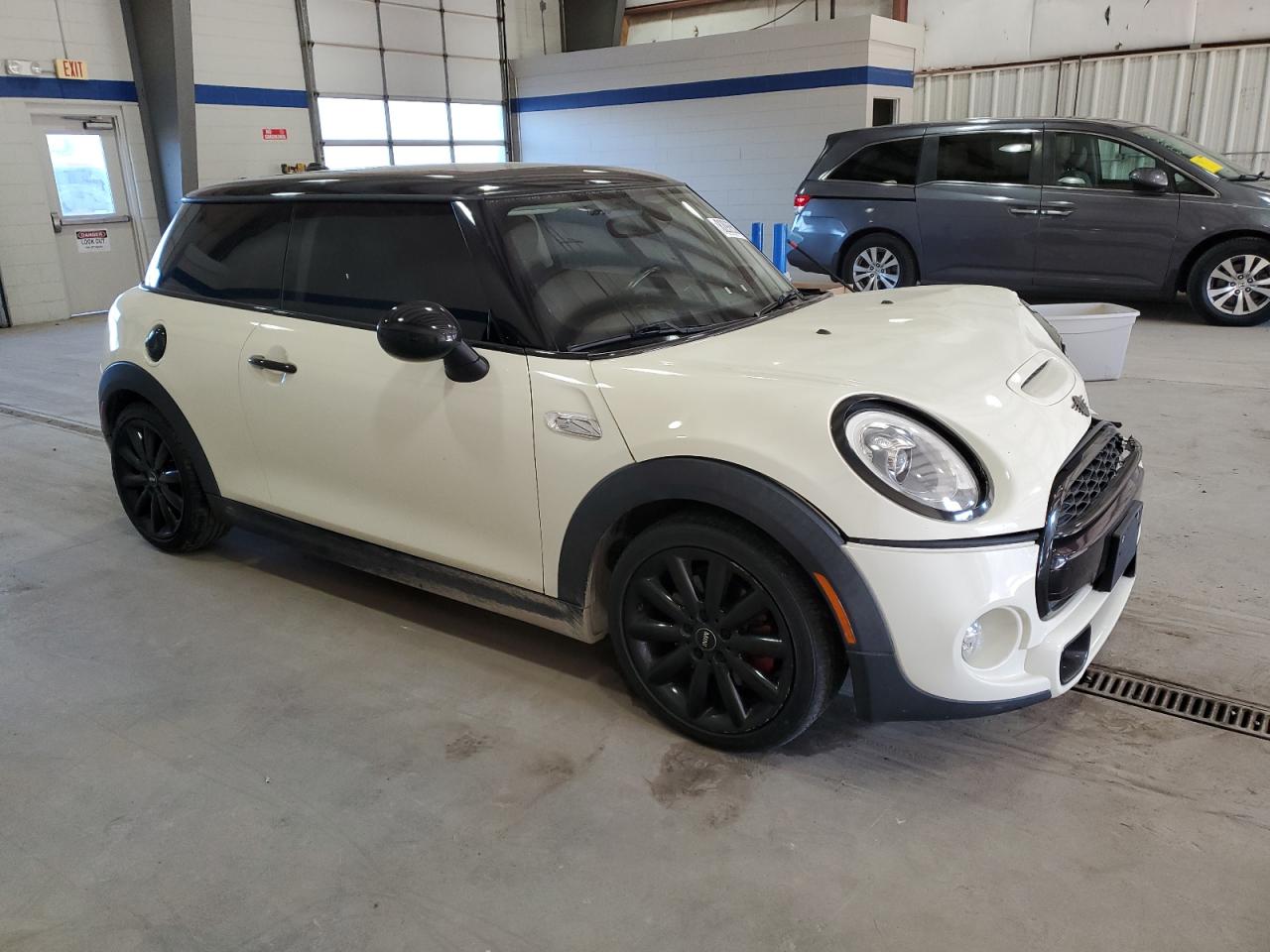 2017 MINI Cooper - Image 4