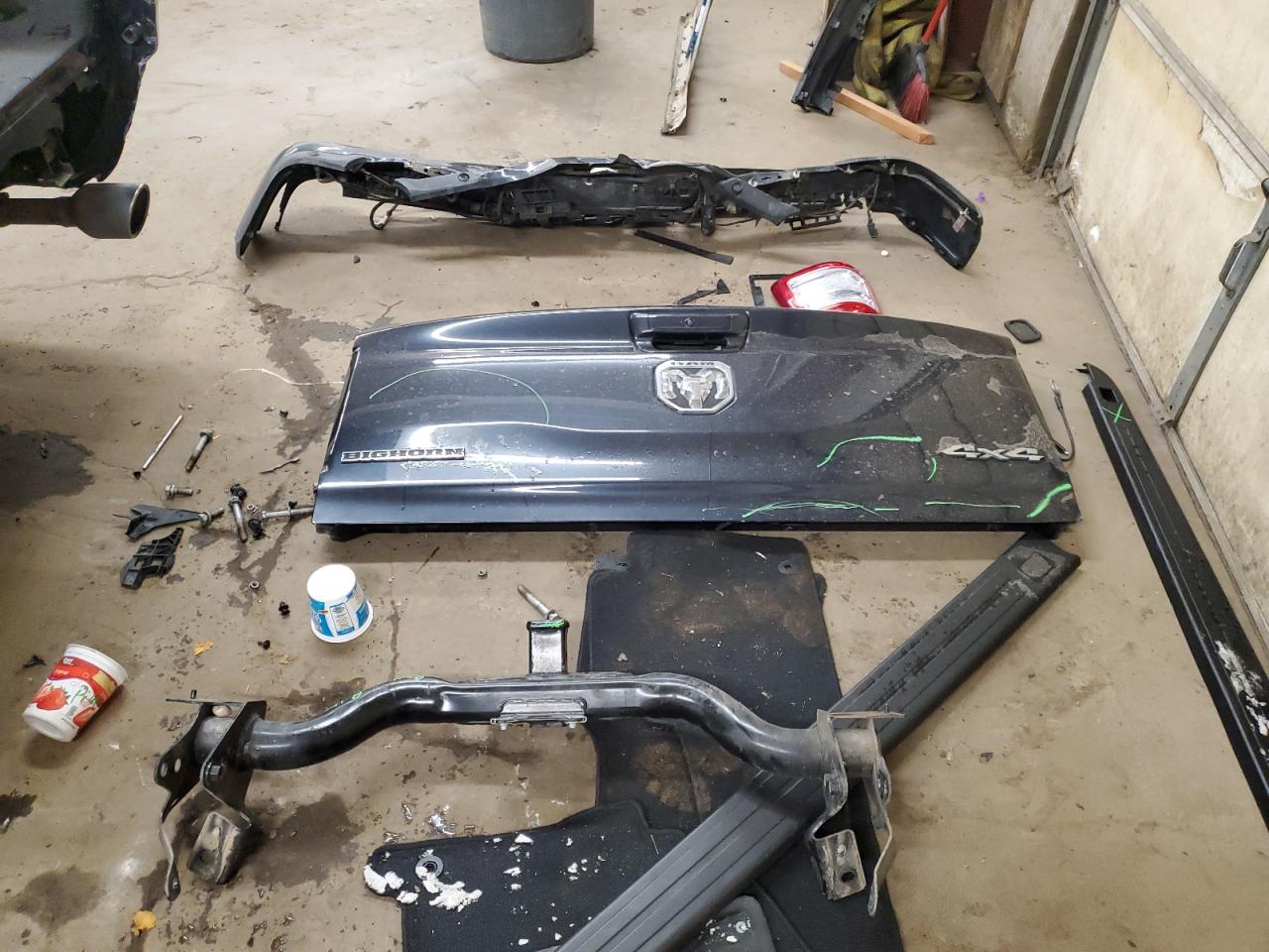 2021 RAM 1500 - Image 12