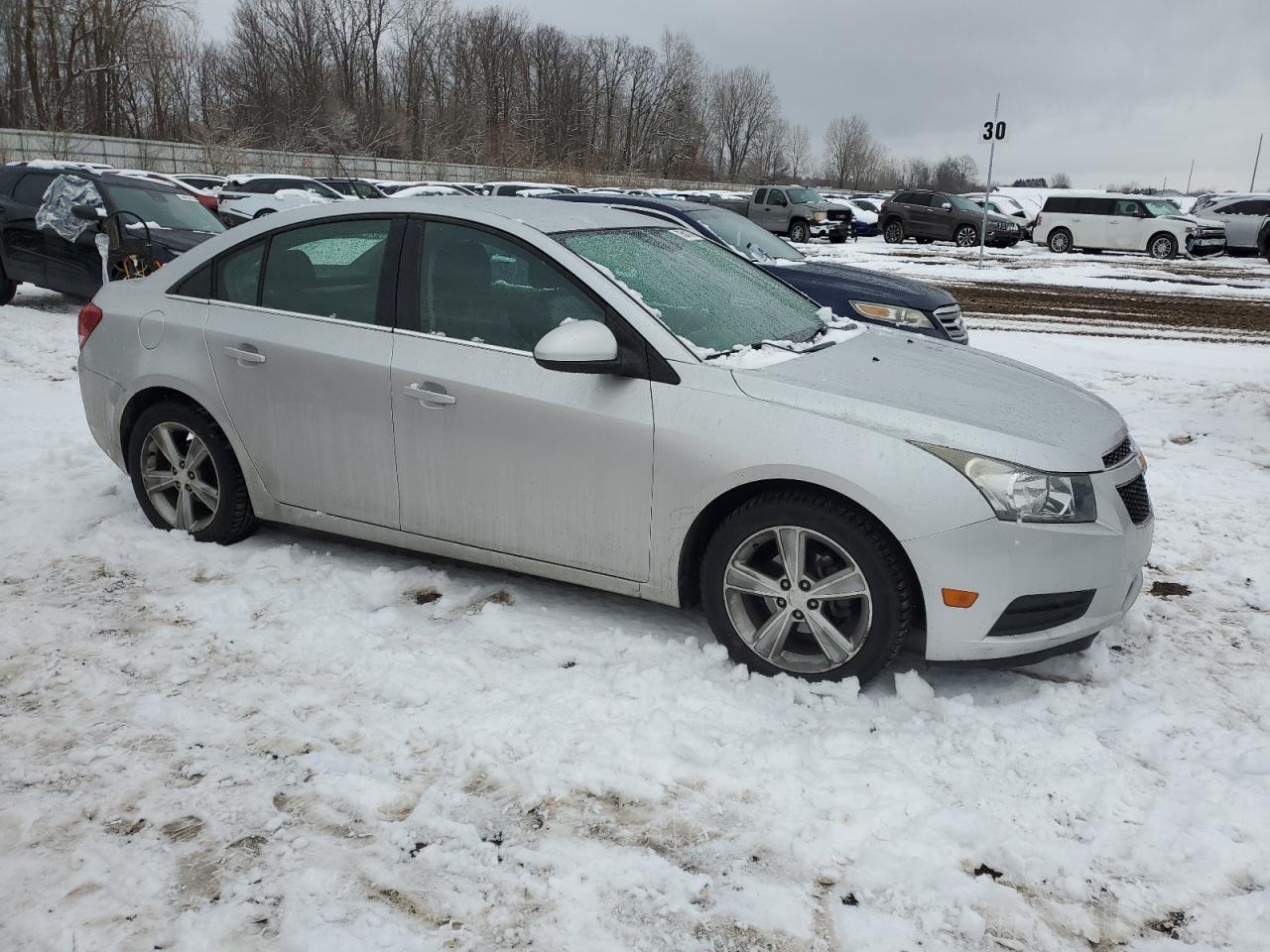 VIN 1G1PE5SB1D7139152 2013 CHEVROLET CRUZE no.4