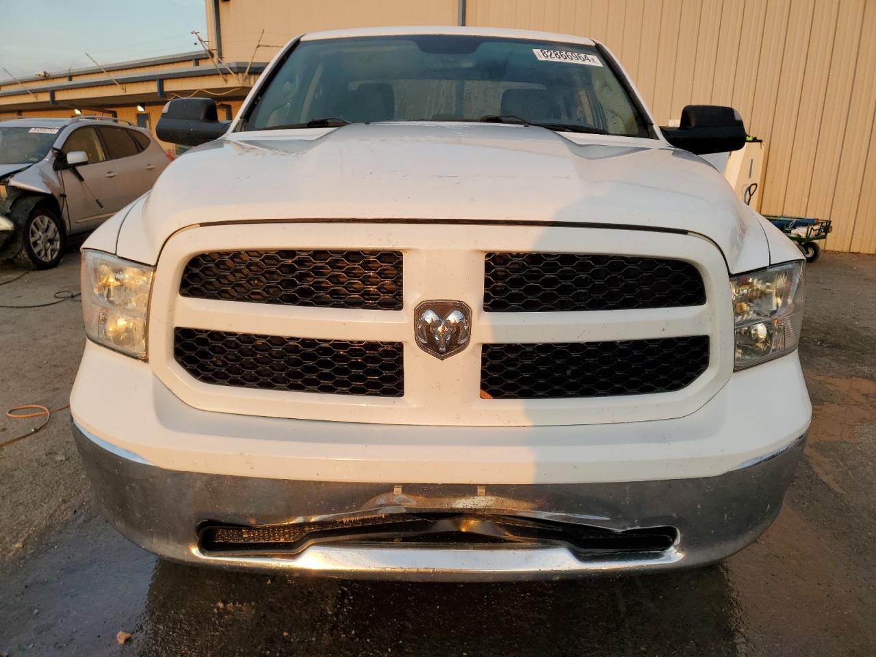 2016 RAM 1500 - Image 5