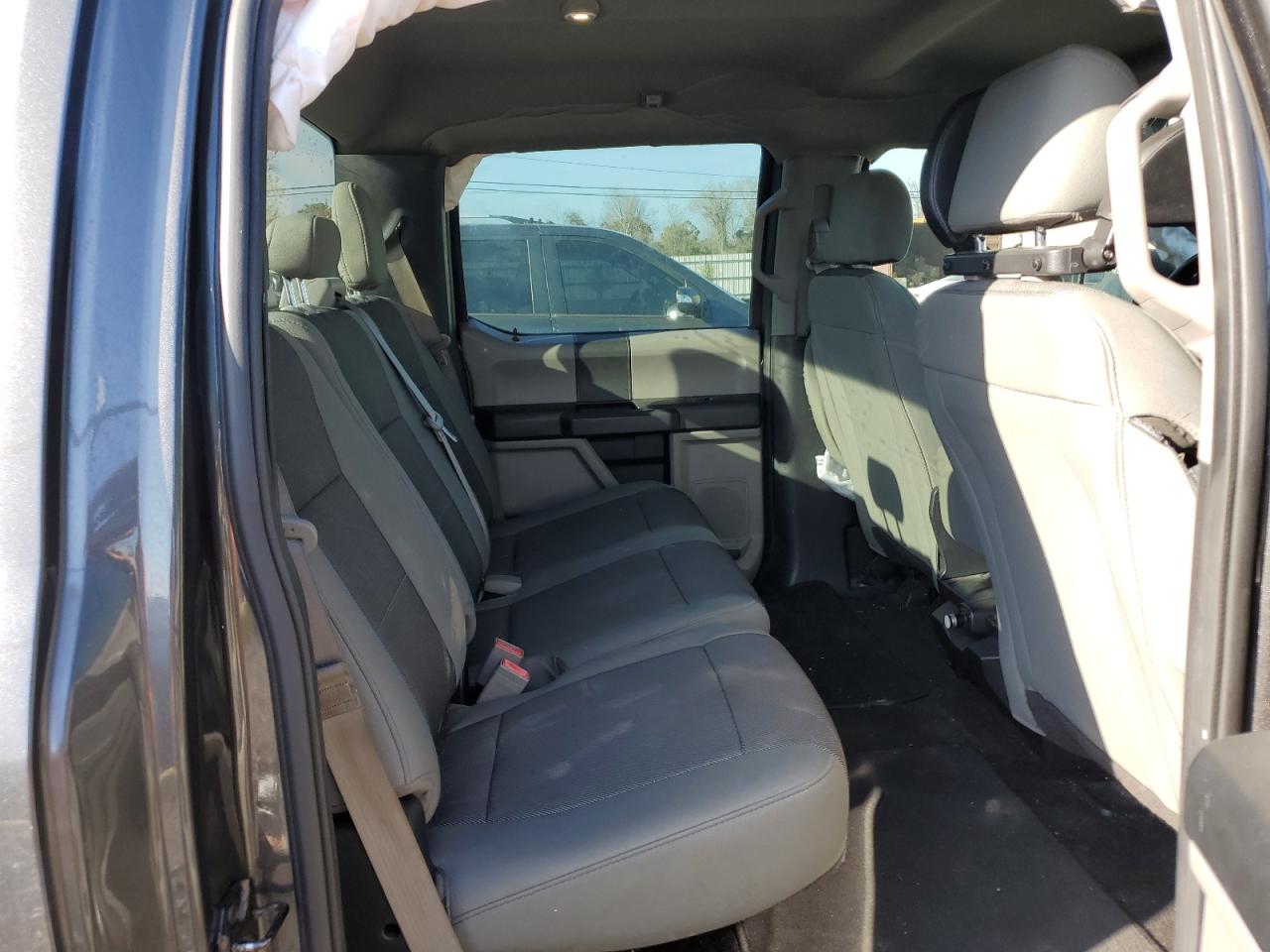 2018 Ford F-150 - Image 10