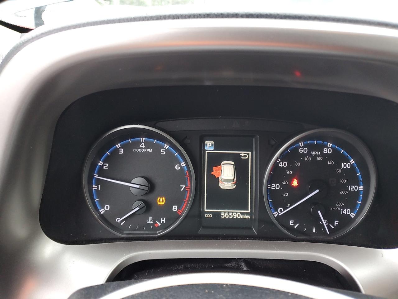 2018 Toyota RAV 4 - Image 9