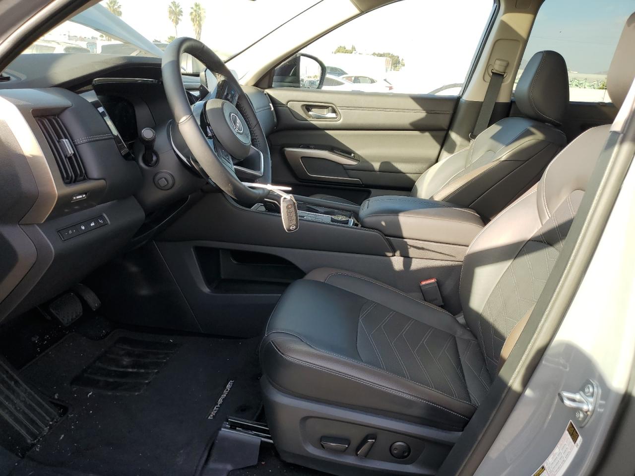 2024 Nissan Pathfinder - Image 7