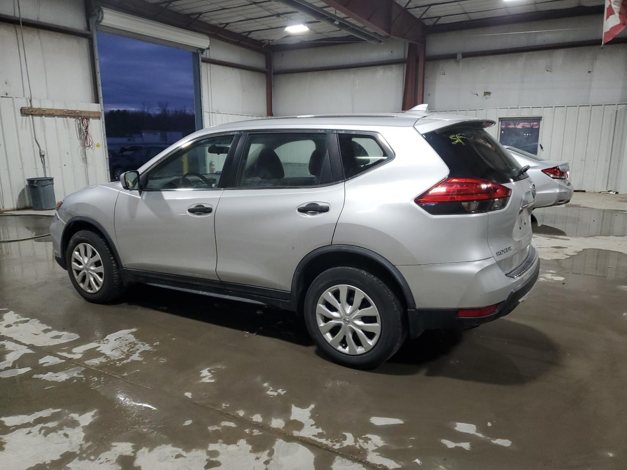 2017 Nissan Rogue - Image 2