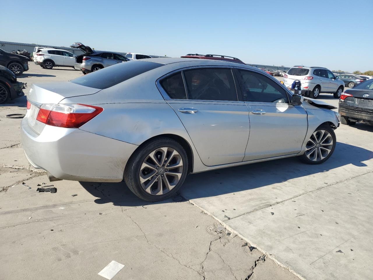 VIN 1HGCR2F31EA225224 2014 HONDA ACCORD no.3