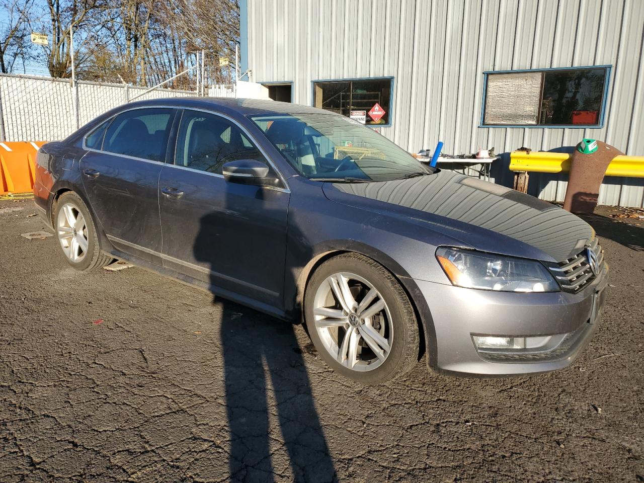 2014 Volkswagen Passat - Image 4