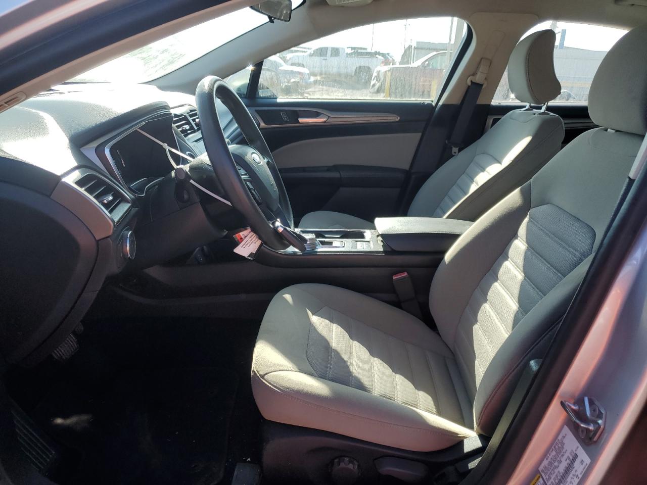 2017 Ford Fusion - Image 7