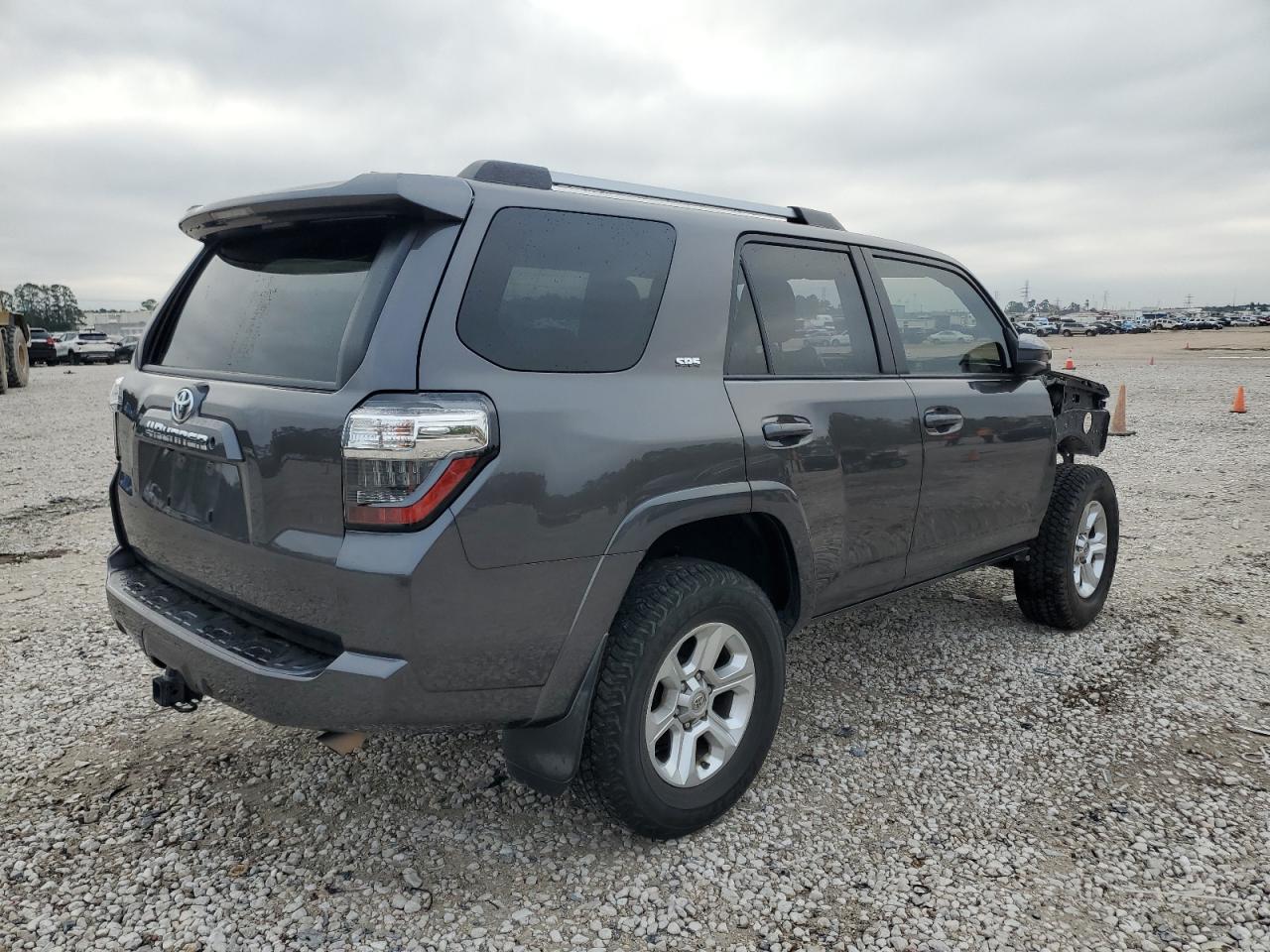 2019 Toyota 4Runner - Image 3