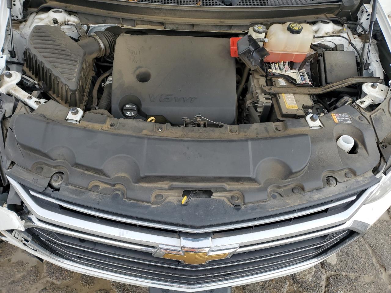 2020 Chevrolet Traverse - Image 12