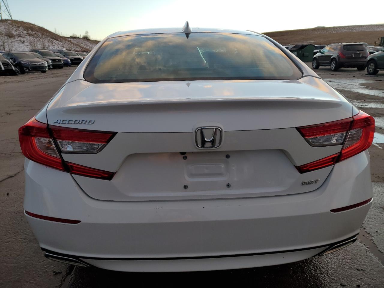 VIN 1HGCV2F66JA036309 2018 HONDA ACCORD no.6