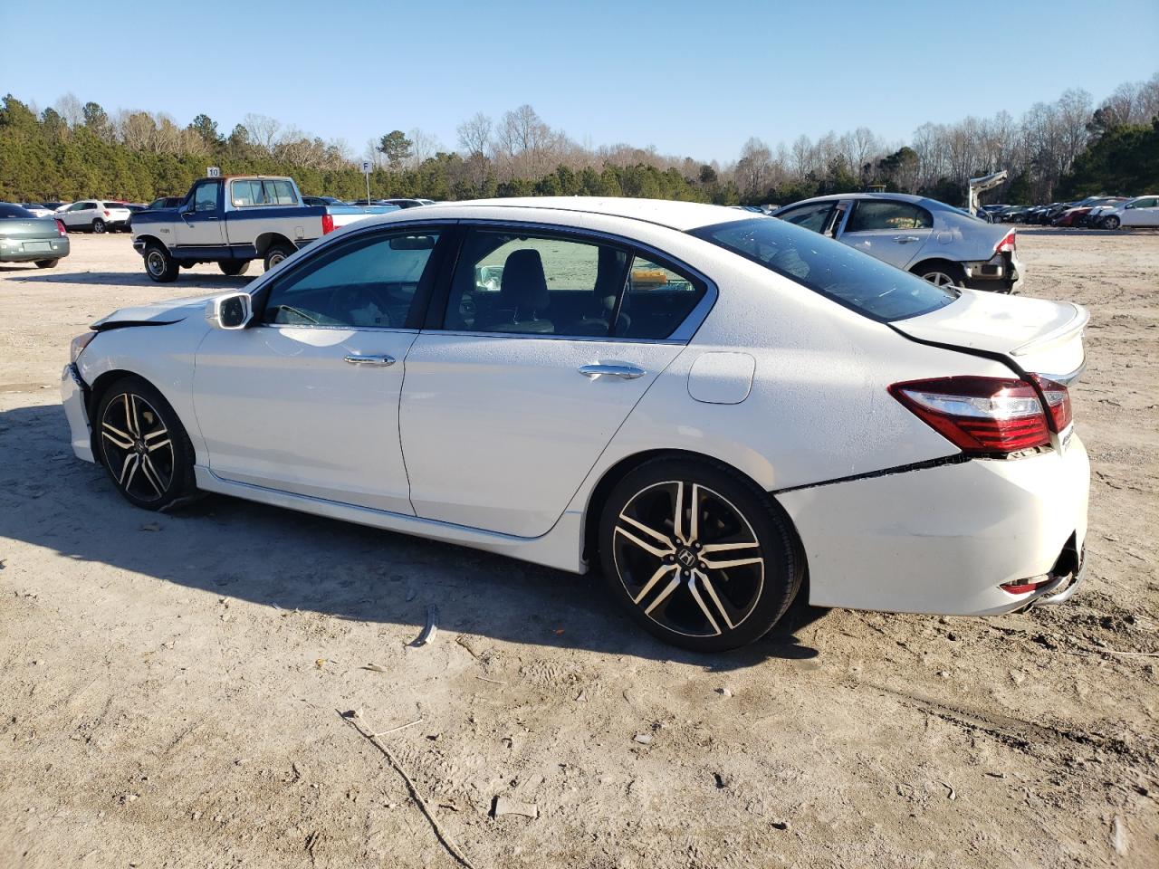 VIN 1HGCR2F57HA227291 2017 HONDA ACCORD no.2