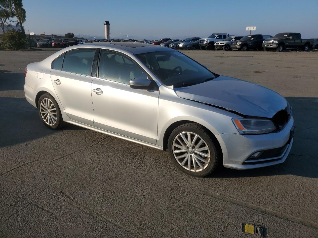 3VWL17AJ5GM210978 VOLKSWAGEN JETTA 2016