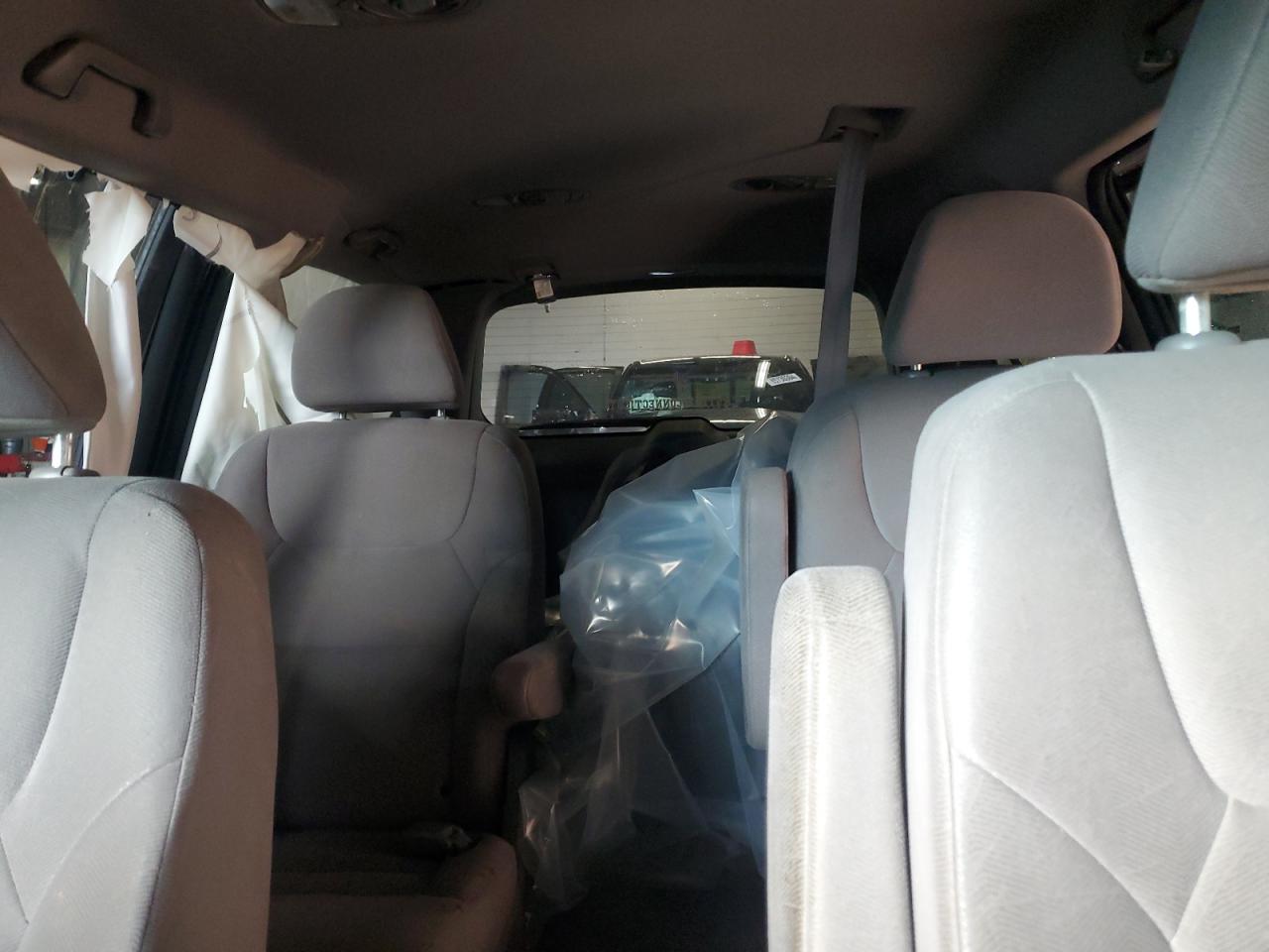 2010 Honda Odyssey Ex VIN: 5FNRL3H41AB069726 Lot: 85525864