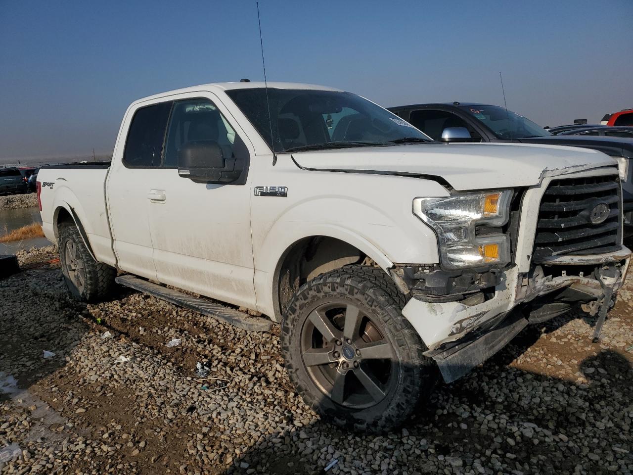 2016 Ford F-150 - Image 4