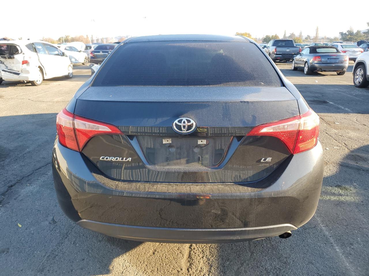 VIN 5YFBURHE6KP921889 2019 TOYOTA COROLLA no.6