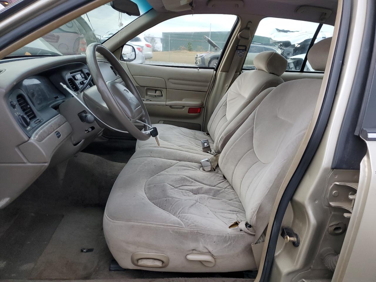 1999 Ford Crown Victoria - Image 7