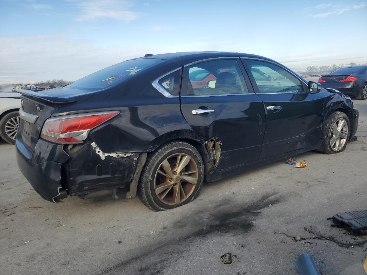 2015 Nissan Altima - Image 3