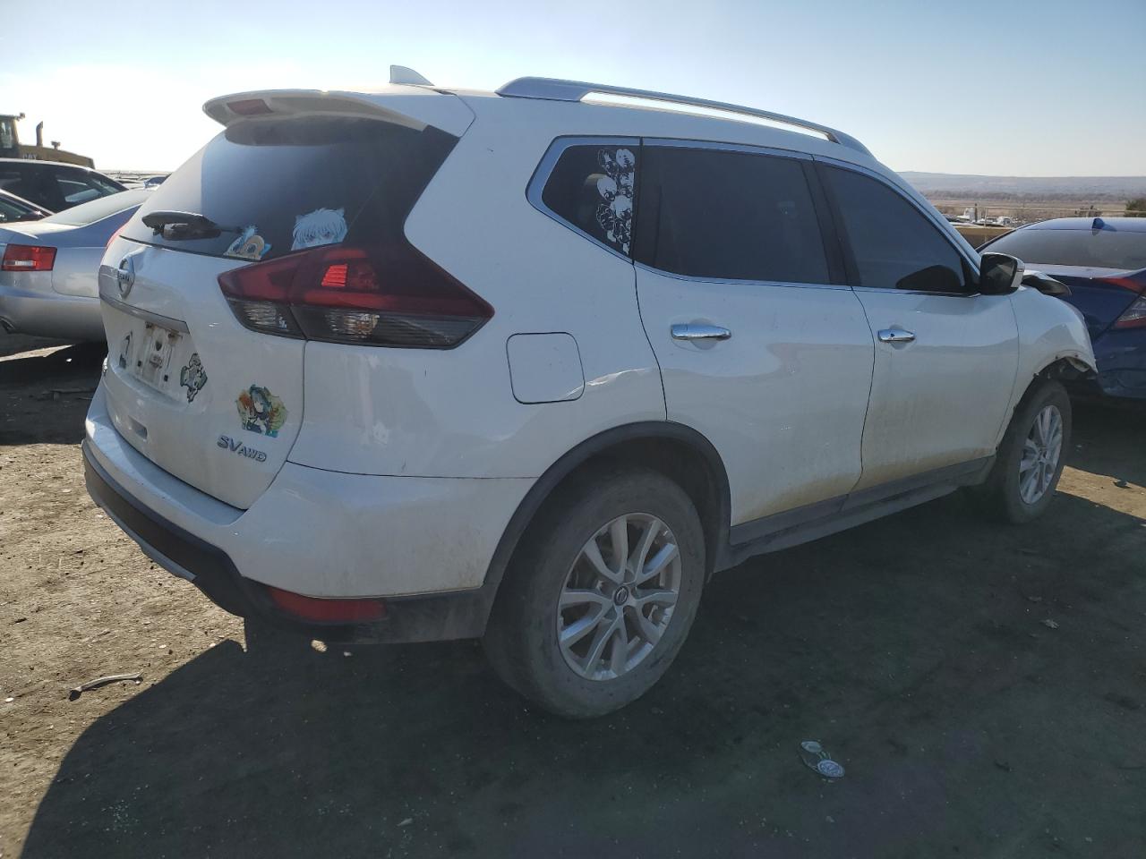 KNMAT2MV7JP548700 NISSAN ROGUE 2018