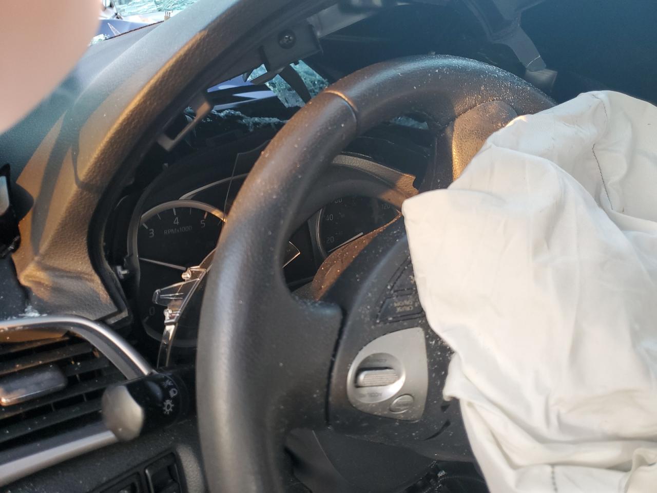 2018 Nissan Sentra - Image 9