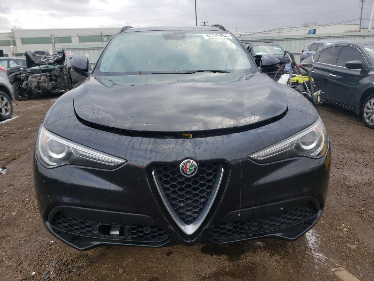 2018 Alfa Romeo Stelvio - Image 5