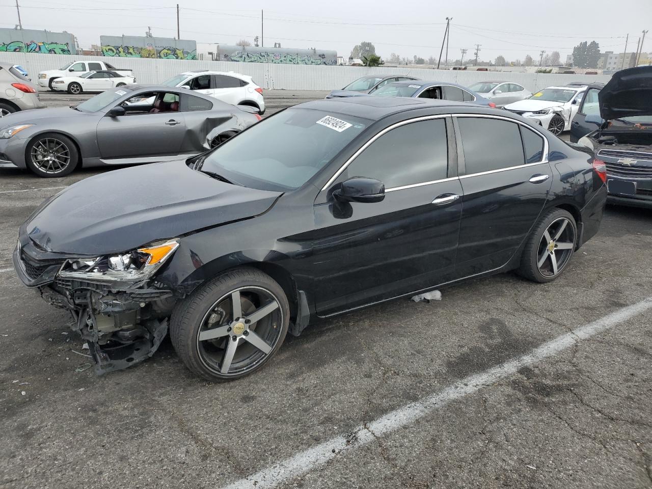 VIN 1HGCR2F96HA097619 2017 HONDA ACCORD no.1